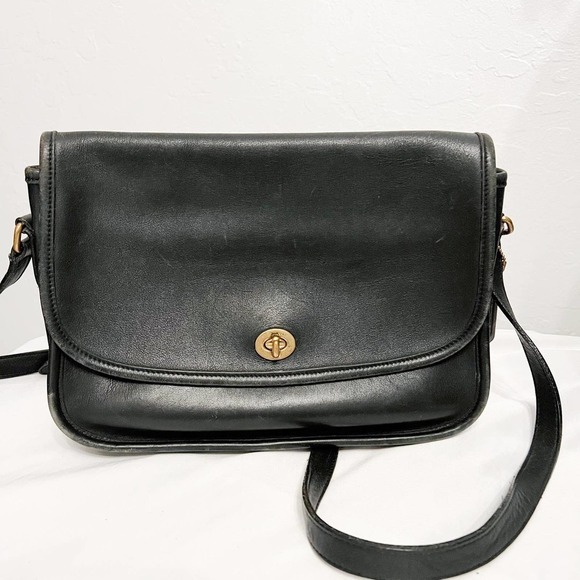 Coach Handbags - Coach Vintage Black City Crossbody Flap Leather Bag Purse